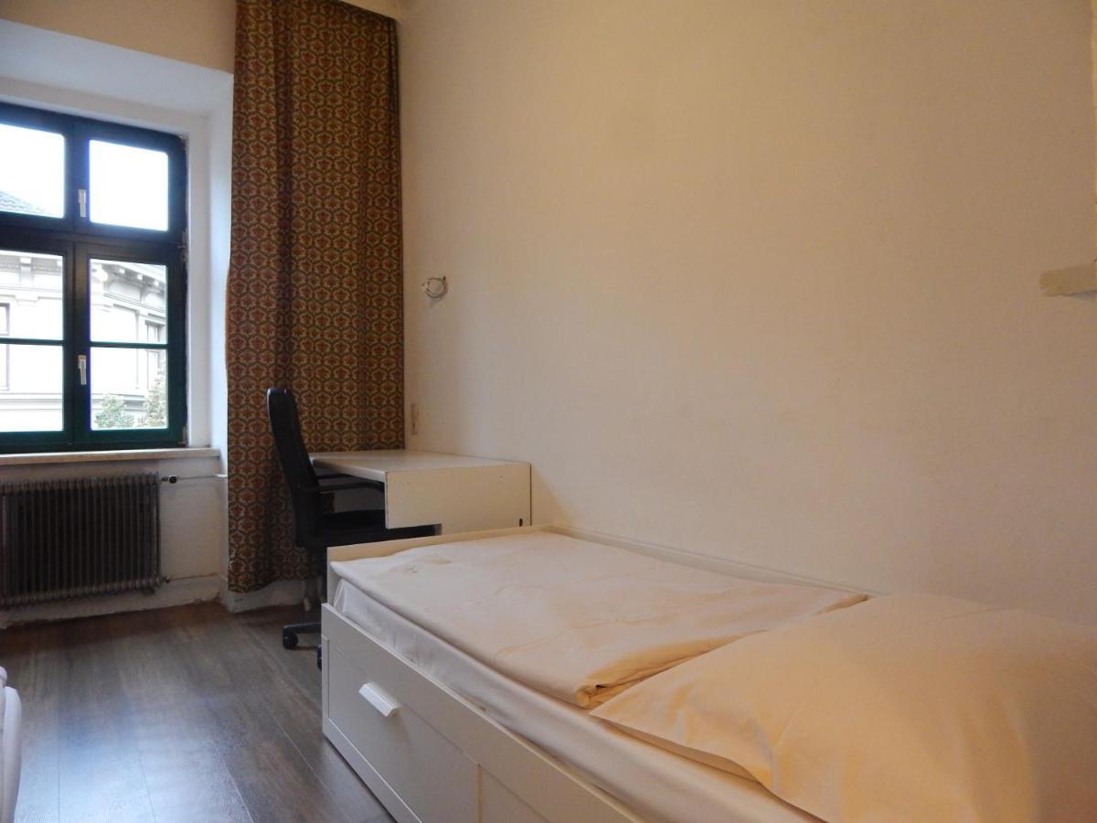 DORMitory